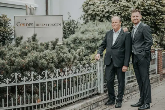 Familie - Cordes Bestattungen oHG